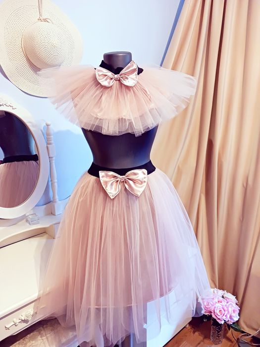 Fusta tull roz prafuit  Fusta tull neagra Fusta  tull rosu alba fuste