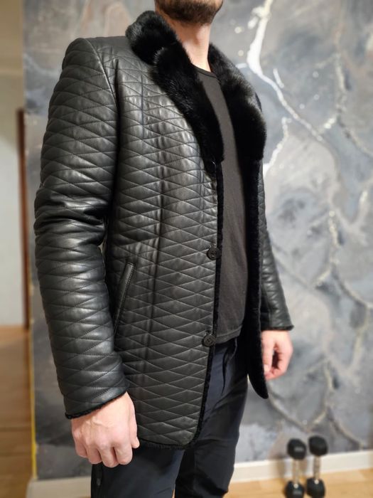 Продам дубленку мужскую 48 размера