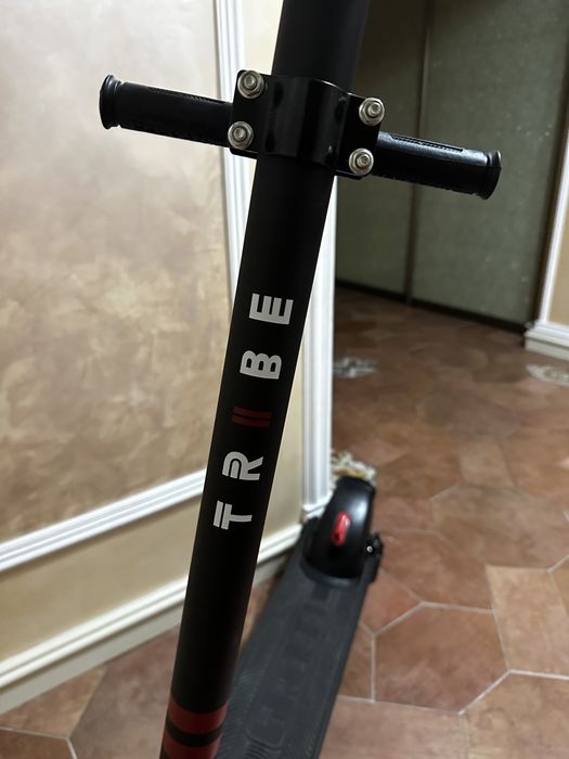 Электросамокат Tribe Maya