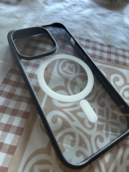 Продавам iphone14 pro