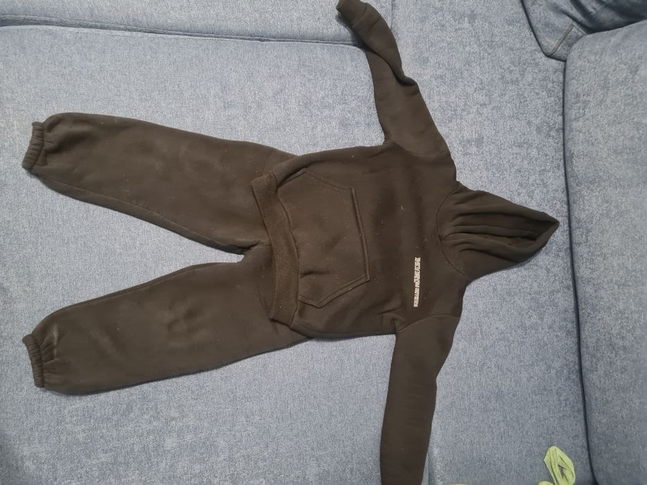 Костюм спортивный