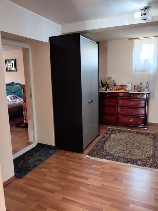 Vand casa la Variasul mare renovata