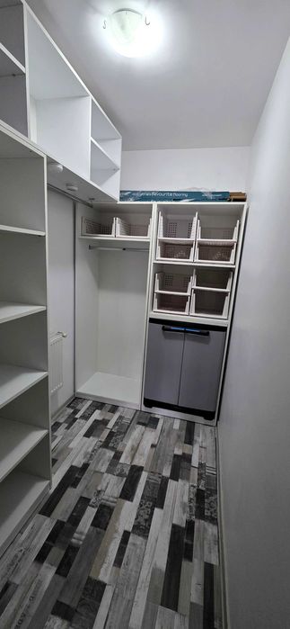 Inchiriez apartament 3 camere , zona ultimul leu, bloc Privilege