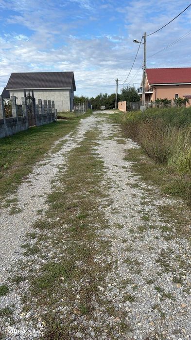 Teren intravilan de vânzare – Oșorhei, zona Mini Paradis