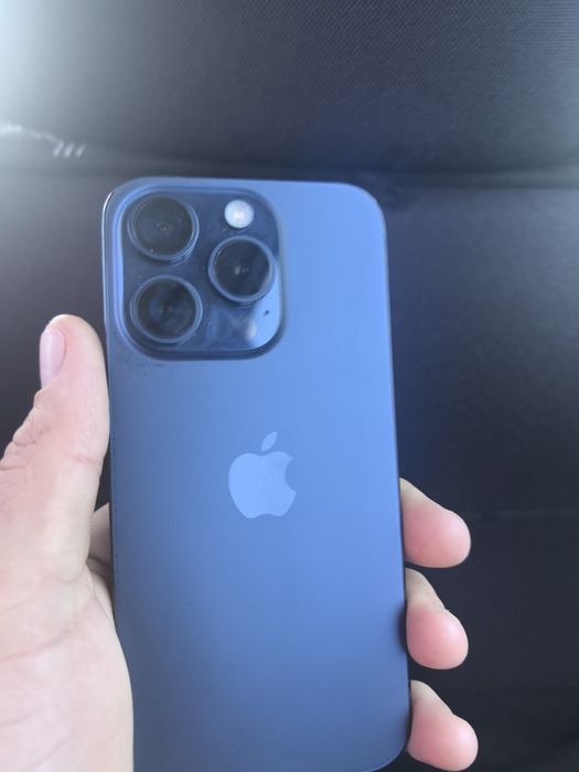 Продам айфоне 15 про срочно