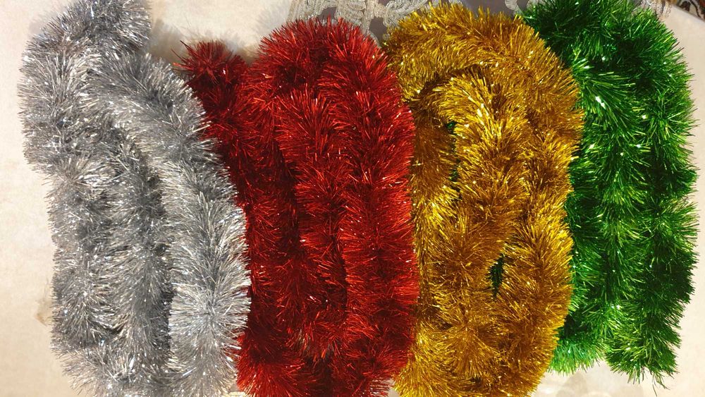 Yangi yil archasi sotiladi / Продаётся новогодняя ёлка