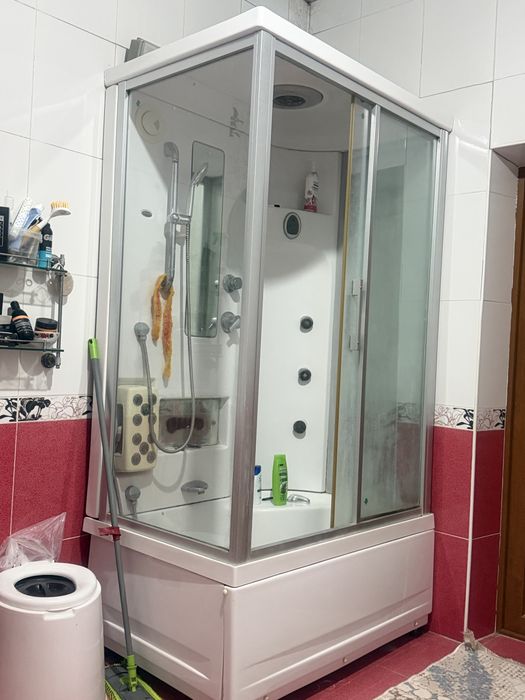 Продается душевая кабинка