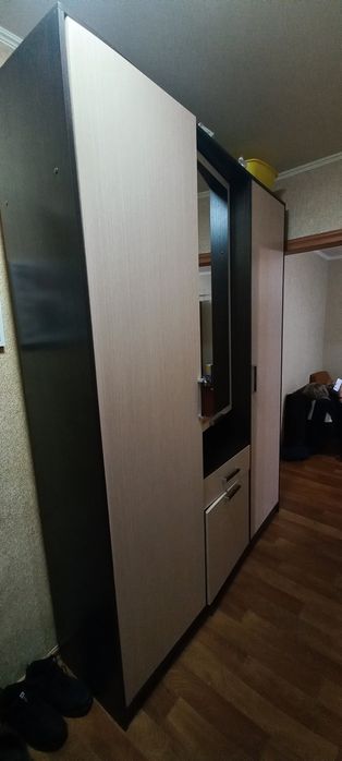 Продам прихожку б/у