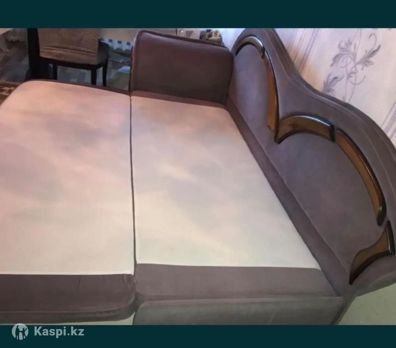 Диван в хорошем состоянии