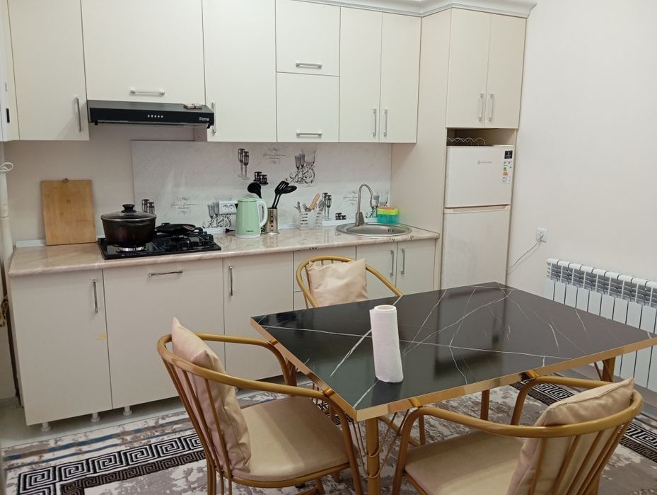 Сдается посуточно кунлик люкс халял кв Сергели 6А ЖК Чина Хаус