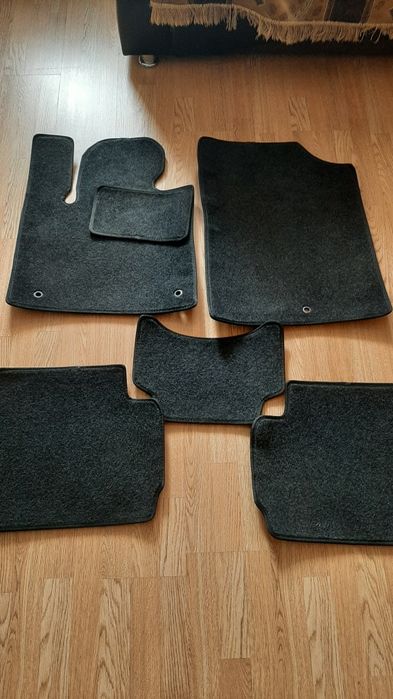 Полики для автомобиля