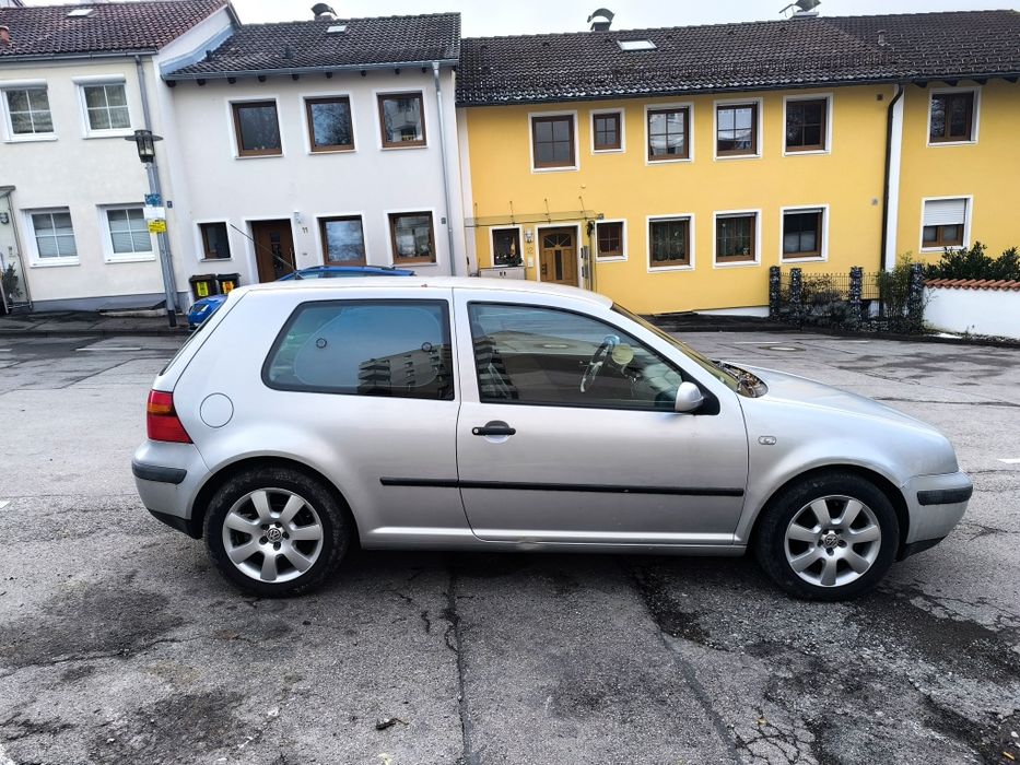 VOLKSWAGEN Golf 2000 — imagine 4