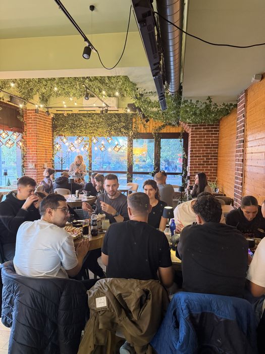 Vânzare Cafenea /Restaurant în rate !