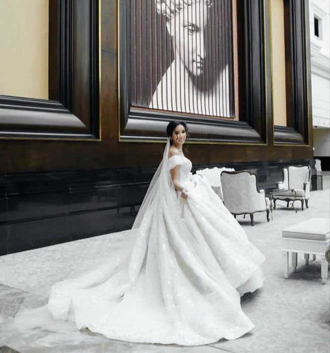 Свадебное платье