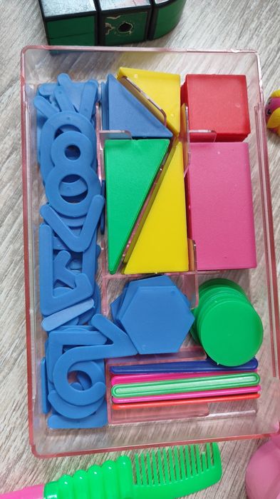 Счетные материалы домино, игрушки и пазл