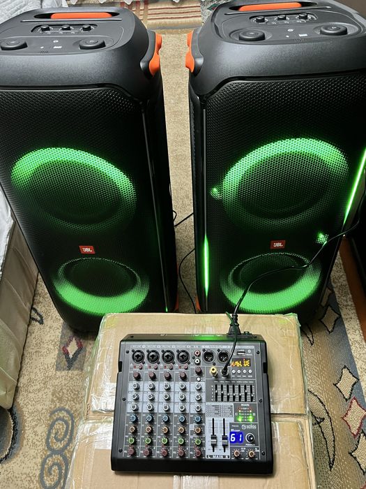 Продам колонки JBL