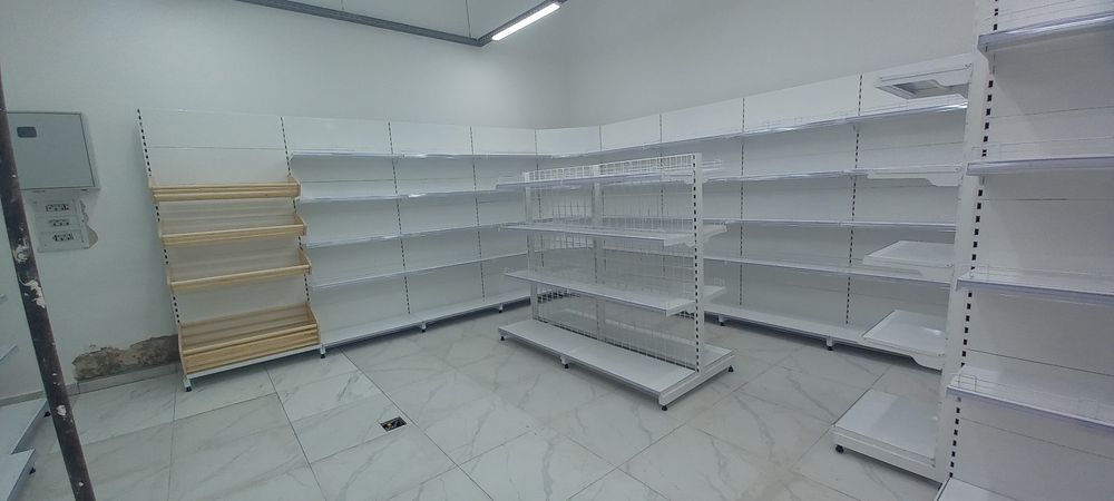 Торговое стеллаж полка витрины