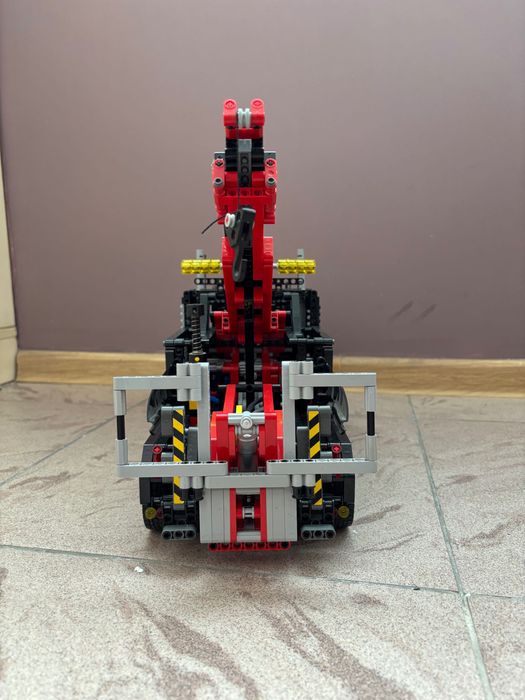 LEGO Technic Tow Truck (8285)
