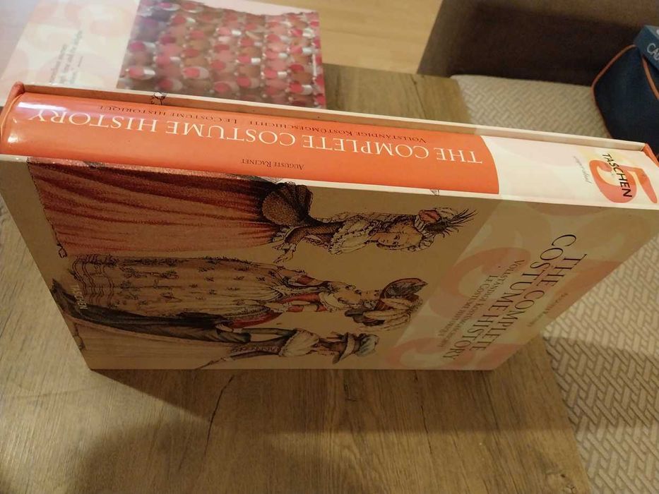 Продавам Албуми с репродукции