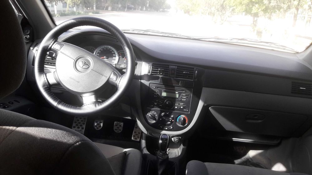 Gentra сотилади 2015 йил 1 евро