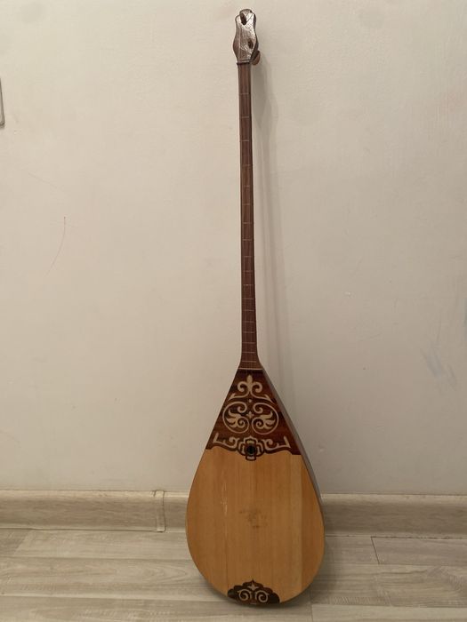 Продам домбыру Астана