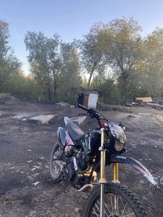 Продам эндуро 250 куб