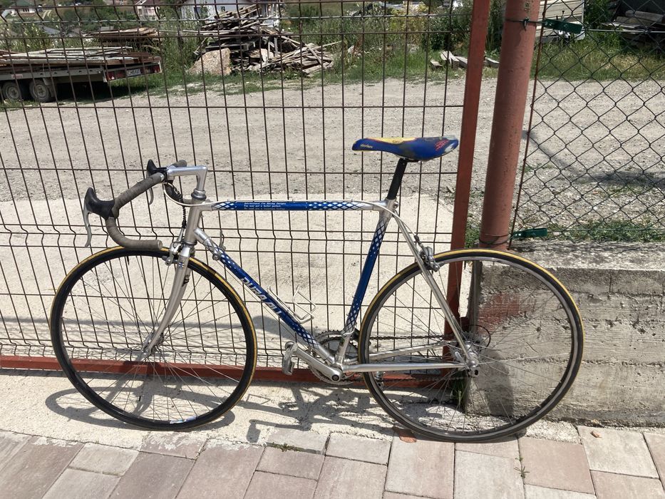 Vind  bicicleta cursiera  DURAALI JAPONEZĂ