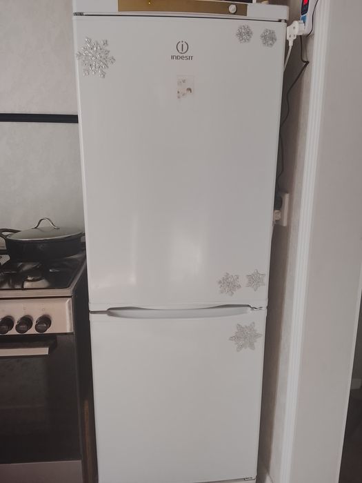 Холодильник Индезит