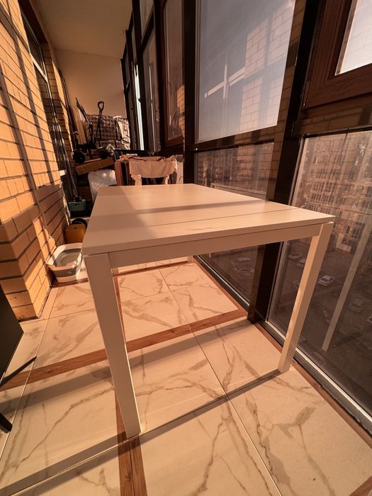 Стол Ikea linnmon.