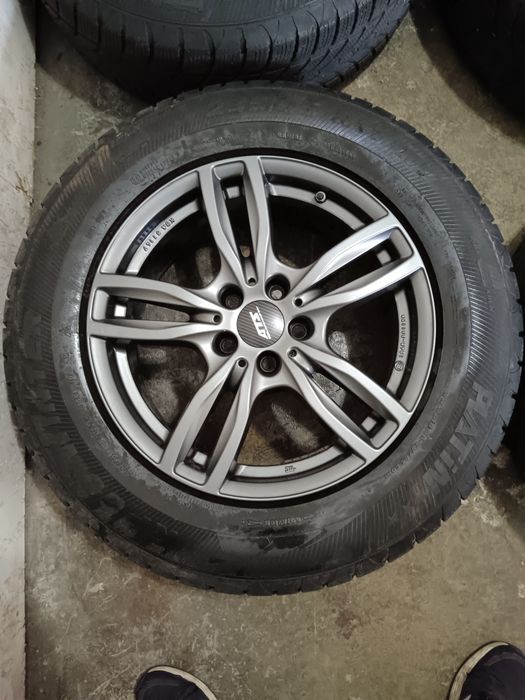 Set jante aliaj prindere 5x108 et 52.5 cu anvelope iarna 235/65/17 xl  ford Volvo jaguar land rover  Citroen