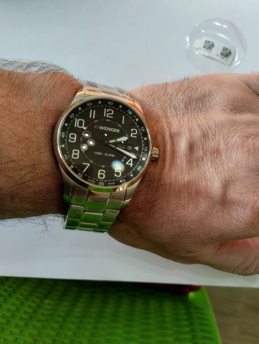 Часы швейцарские