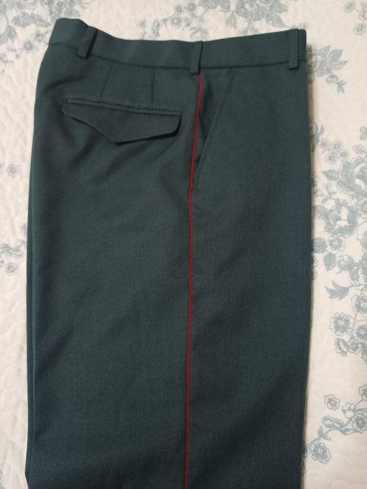 Брюки повседневные