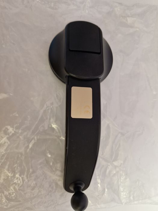 Suport auto de telefon cu fixare ventuza bord