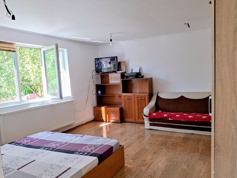 Casă în mijlocul naturii cu peisaj deosebit