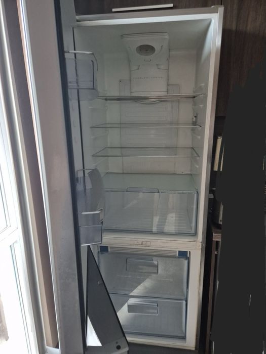 Хладилник AEG инокс