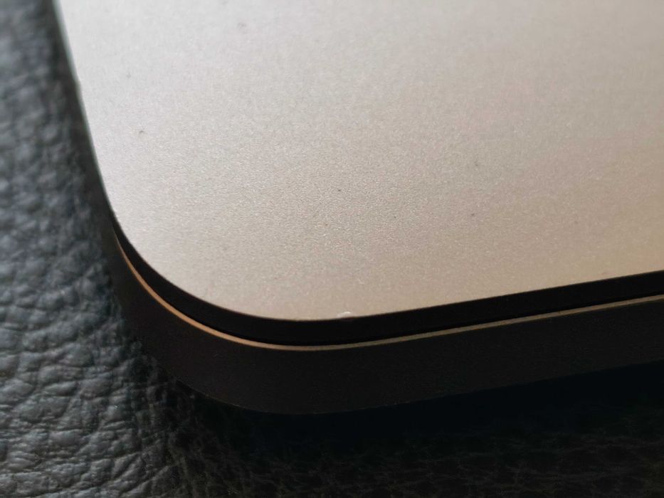 Macbook Pro 13 2018 i7 16GB RAM 2TB