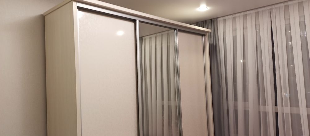 Шкаф купе светлый