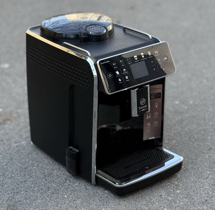 Професионална кафе машина Saeco GranAroma SM6580/10