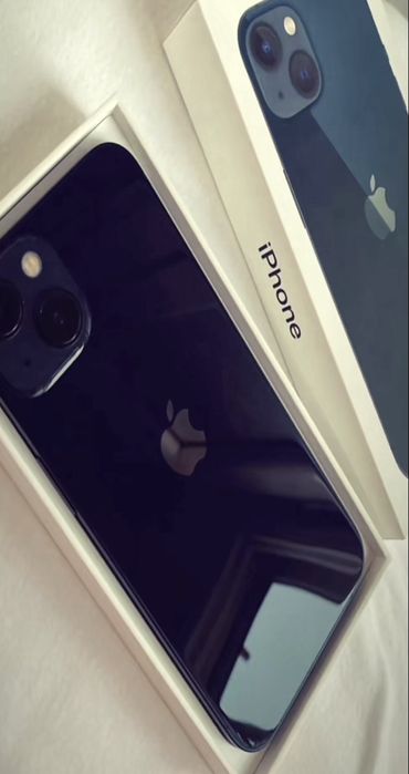 Айфон 14 темно синего цвета