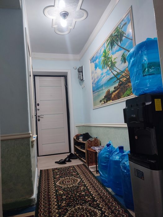 Сотяпман 2 хона 3 хона килинган. Продаю двухкомнатную переделаннаю в 3