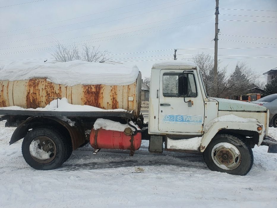 Продам газ 53 год 2004