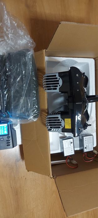 Лодка за захранка  BearCreeks IPilot 18 с GPS система