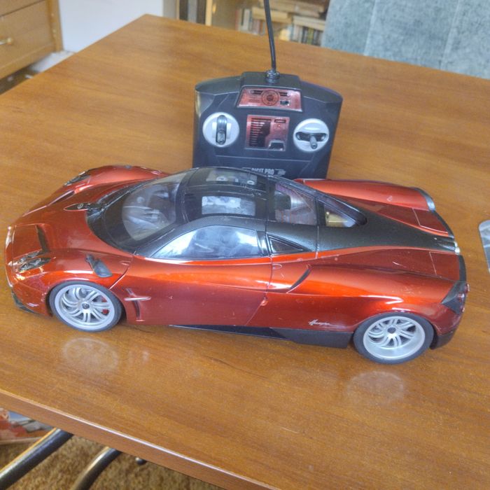 Леки колички с дистанционно