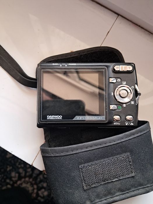 Фотоаппарат сотилади.