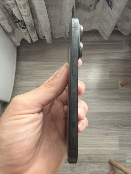 Продам iphone 15 pro 128gb