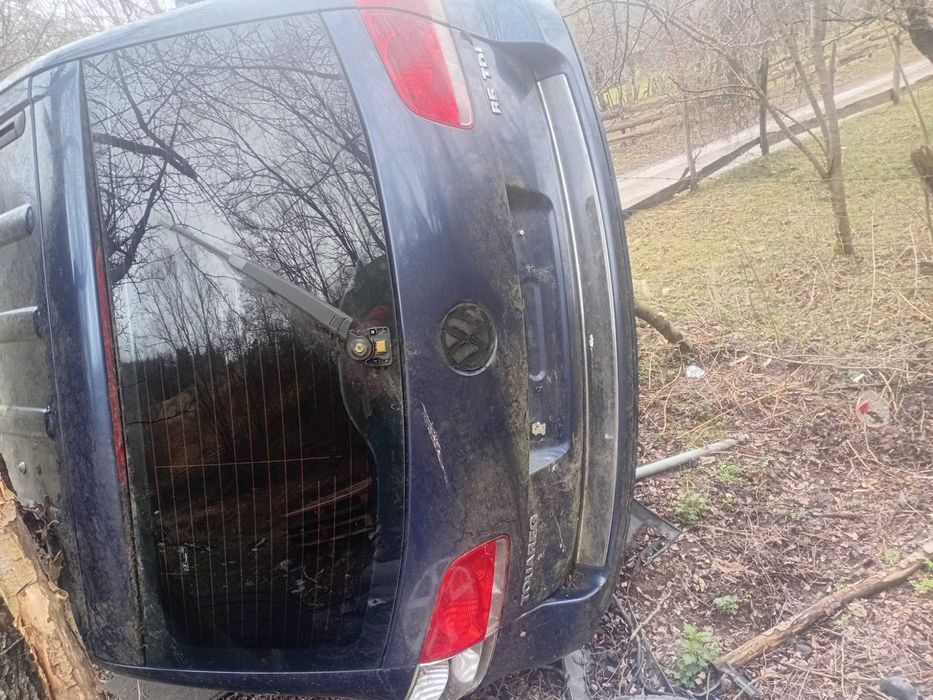 Vand vw touareg avariat