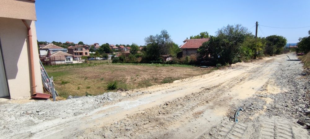 Продава се Парцел в с. Константиново, Област Бургас - 700 кв.м за 58 €/кв.м - Снимка #2