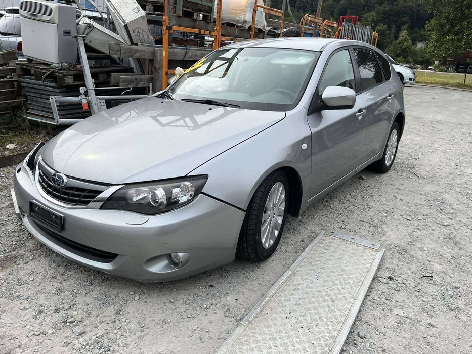 Продавам на части Субару импреса 2010година
