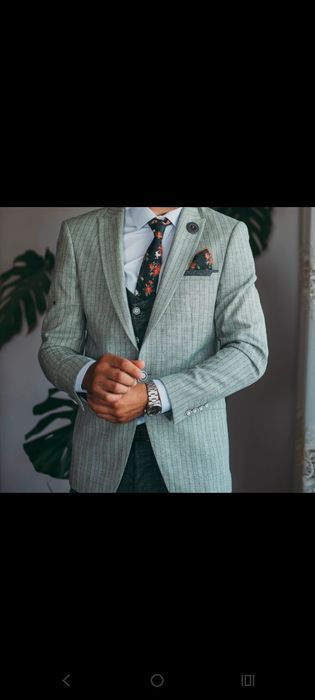 Costum ceremonie super mărime 46