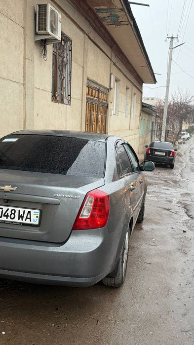 Машина идеал 2015йил механика 120000 юрган